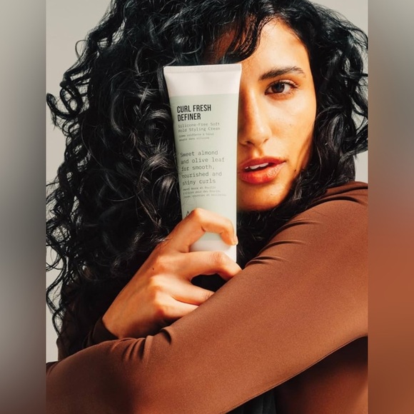 AG Care Curl Fresh Definer Soft Styling Cream 6oz - Picture 5 of 6